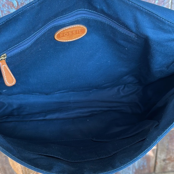 Fossil Burgundy Total Eclipse Coated Canvas Crossbody Laptop Tote Bag - Picture 8 of 8